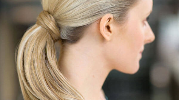 Fitting the sleek ponytail: Tutorial