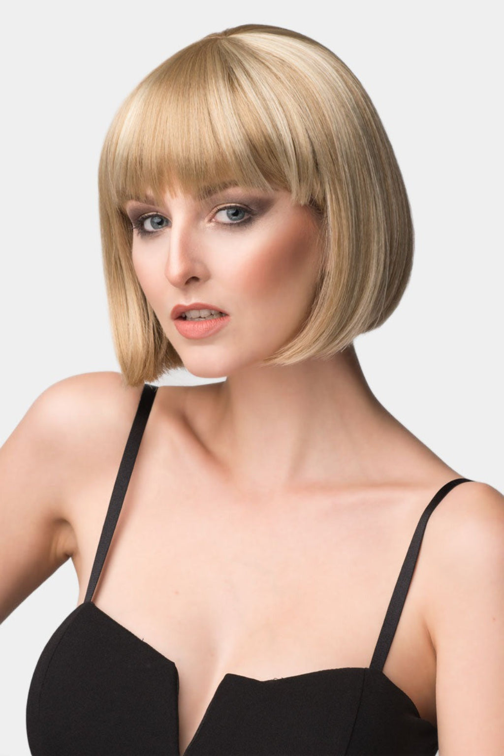 Blonde bob wig with fringe: Gracie