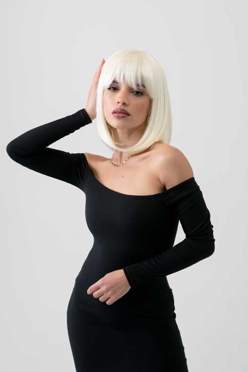 Platinum blonde bob wig, shoulder length: Neve AnnabellesWigs