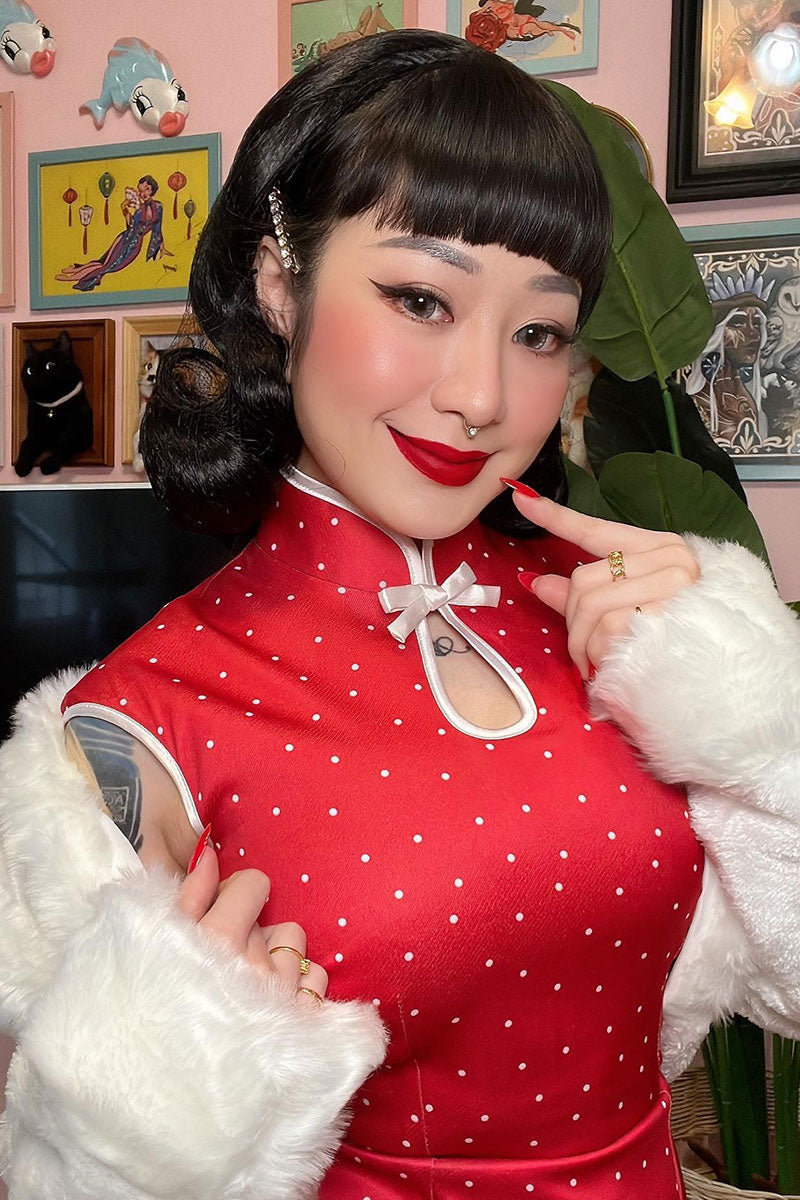 1940s style half wig hairpiece with beautiful marcel waves: Virginia black 1B