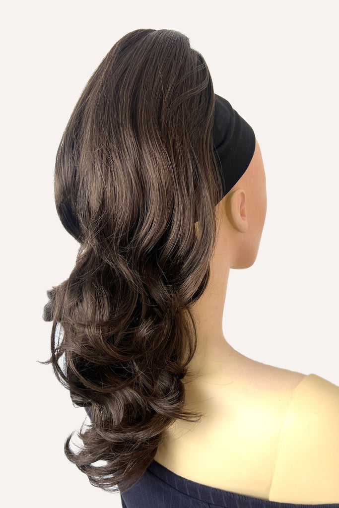 Ponytail hairpiece extension, layered with waves: Elsa