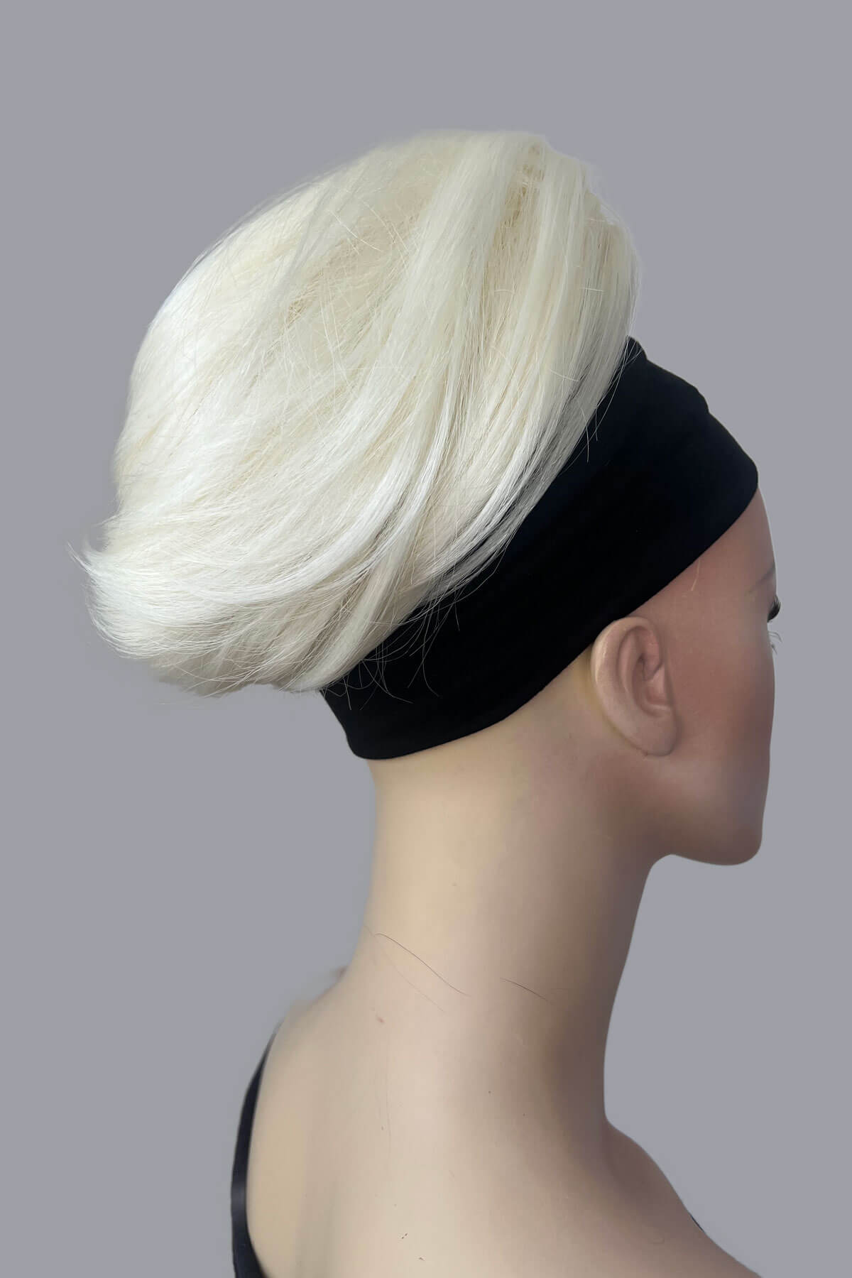 Short beehive ponytail hairpiece: Sherri platinum 1001