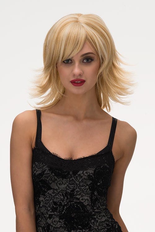 Wig, warm blonde with flicked tips: Mary freeshipping - AnnabellesWigs