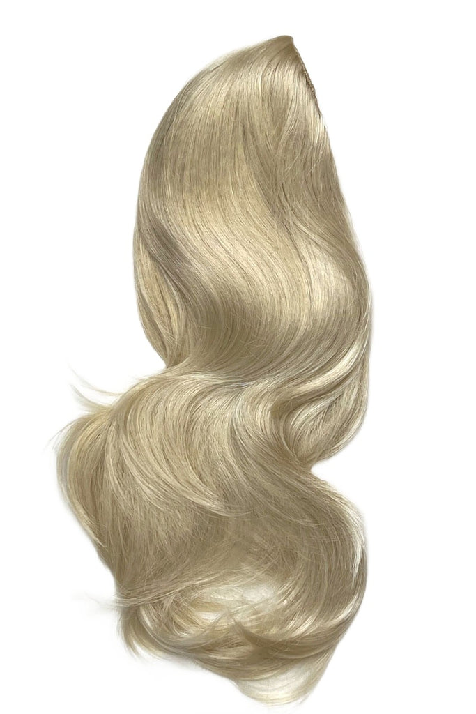 Blonde half wig hairpiece (3/4 wig), gently layered: Sabrine